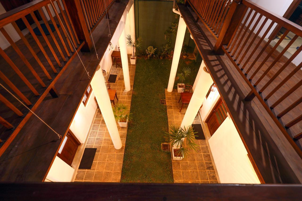 Knight Inn - Galle Fort ภายนอก รูปภาพ