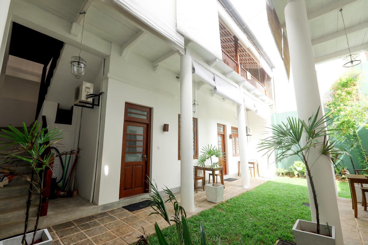 Knight Inn - Galle Fort ภายนอก รูปภาพ